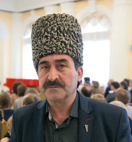 Атабиев Игорь Килишбиевич